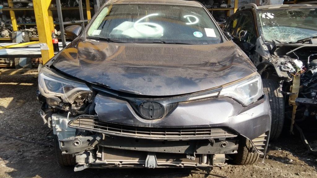  Toyota RAV4 2015    EN DESARME
